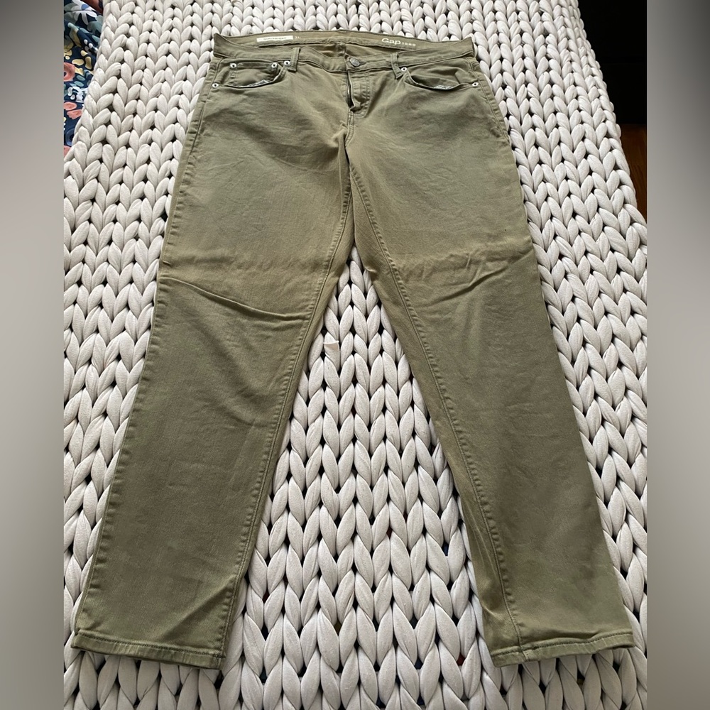 Army Green Gap Jeans Size 31r